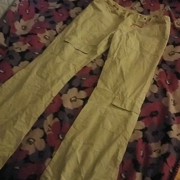 MUDD khaki pants size 7 - Picture 2 of 8